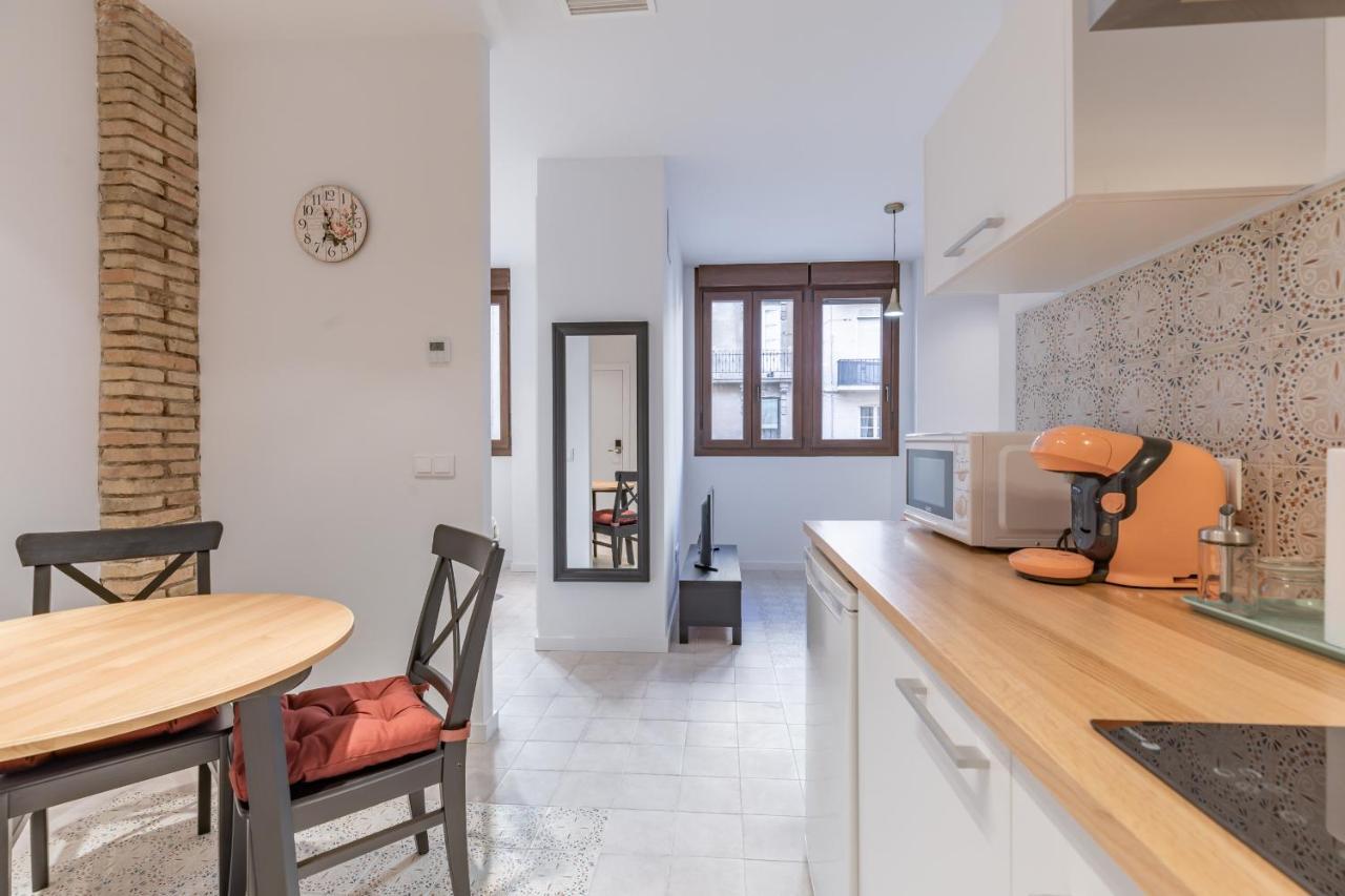 Modern Apartment Close To City Centre Валенсия Екстериор снимка